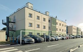 B&B Hotel Cergy Pierrelaye 3 Etoiles